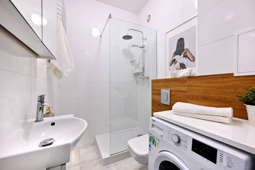 Saska Kepa -Ul. Francuska 2' Min Apartment Варшава Екстериор снимка