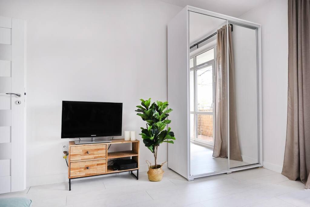 Saska Kepa -Ul. Francuska 2' Min Apartment Варшава Екстериор снимка